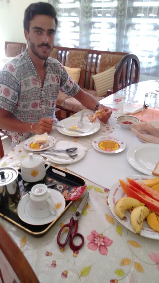 Gem Villa Weligama Rum bild